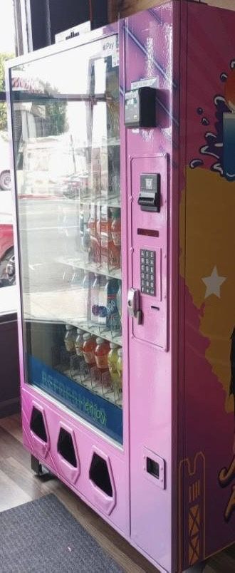 LARGE SODA VENDING MACHINE FOR SALE! 