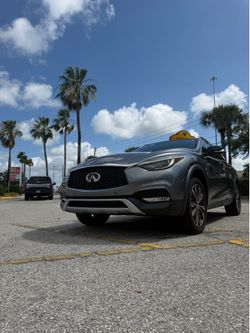 2017 Infiniti Qx30