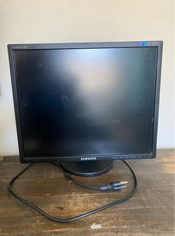 Samsung SyncMaster 943T LCD Monitor
