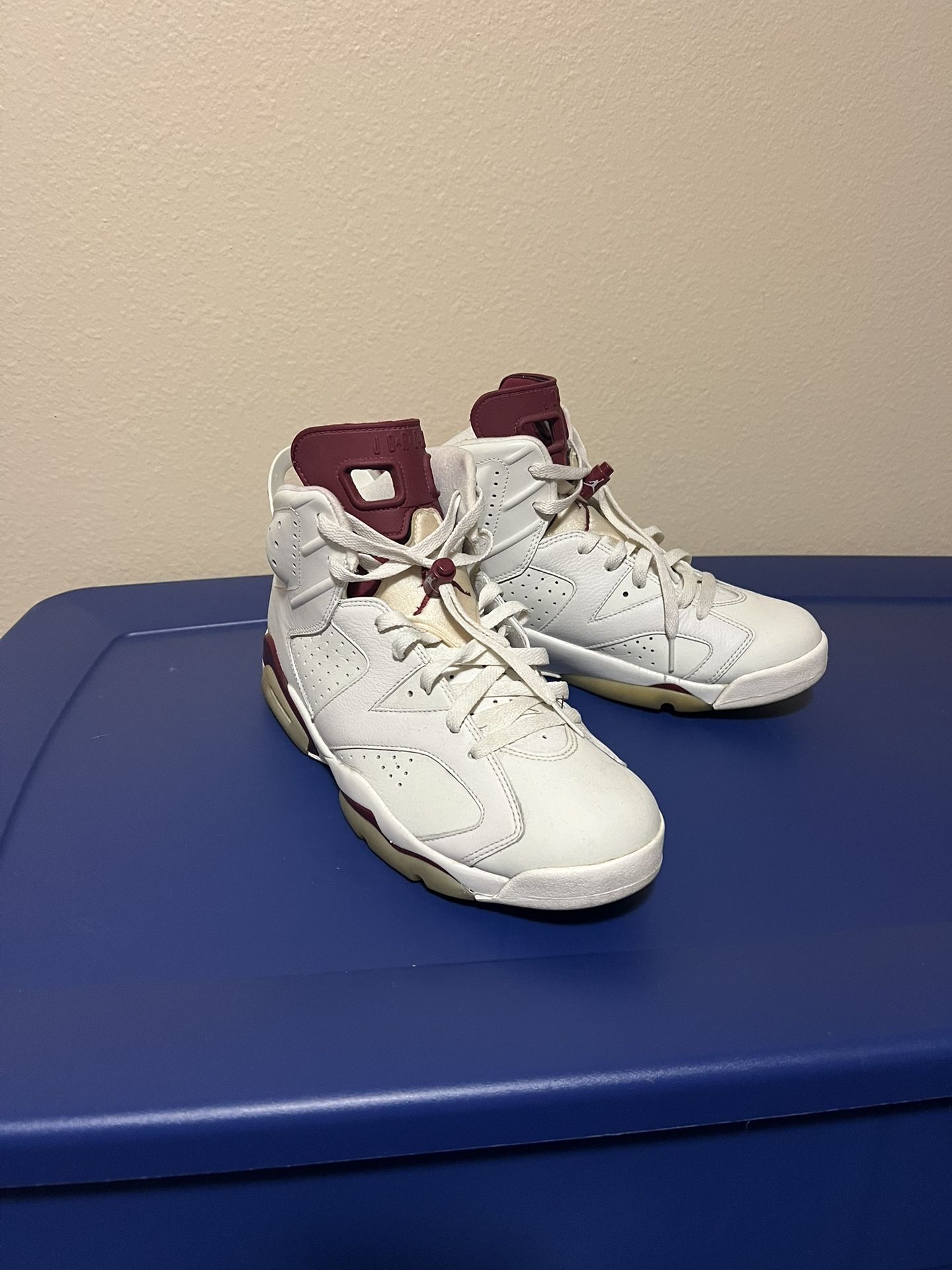 Jordan 6 Maroon