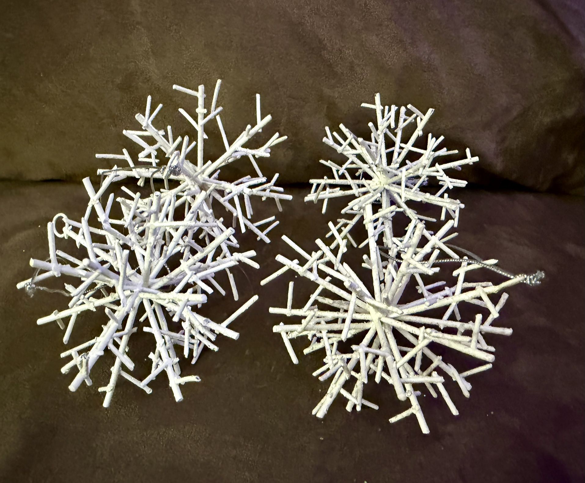 (4) White Glitter Metal Christmas Snowflake Ornaments 3D Holiday Decor Vintage