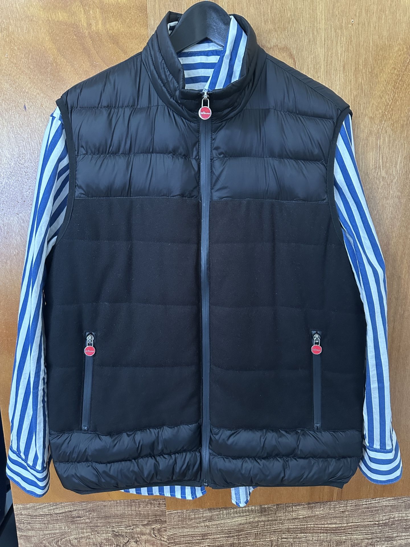Kiton Vintage Men’s Puffer Vest size M