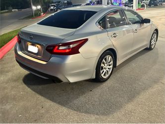 2018 Nissan Altima $6,500 OBO