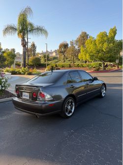 2005 Lexus IS 300