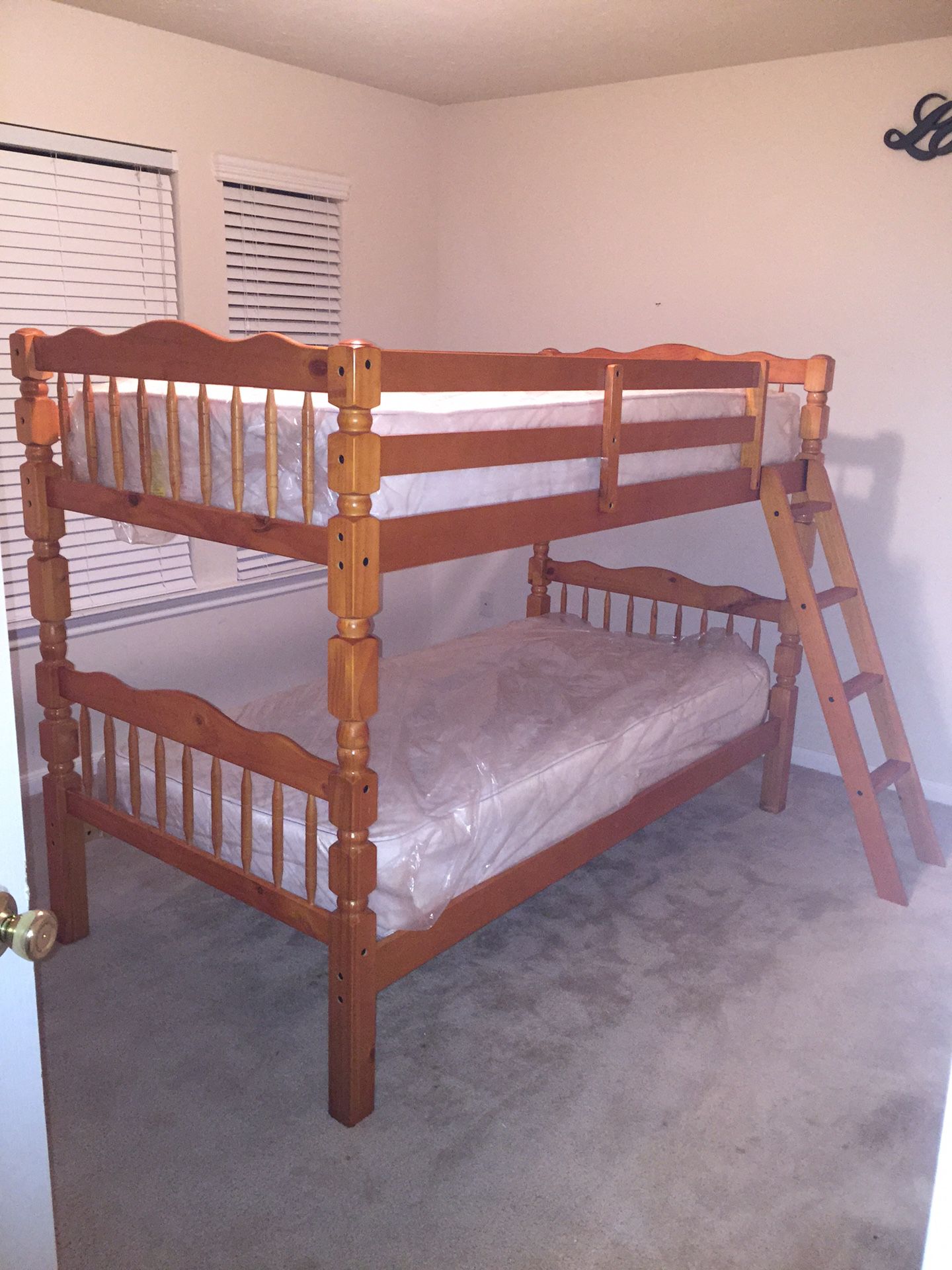 Twin bunk bed with mattress