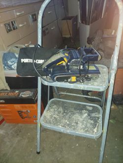 6 Amp Belt Sander w/dust catcher