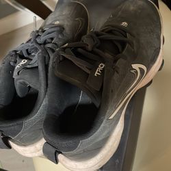 Boys Nike Trout baseball cleats 3.5