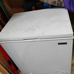 Magic Chef Freezer 