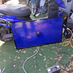 Westinghouse Smart 43" Smart TV 