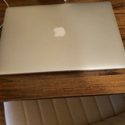 Macbook Pro 2013(selling For Parts) 