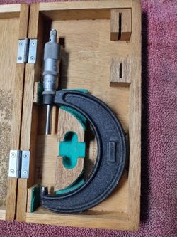 Craftsman outside micrometer tool