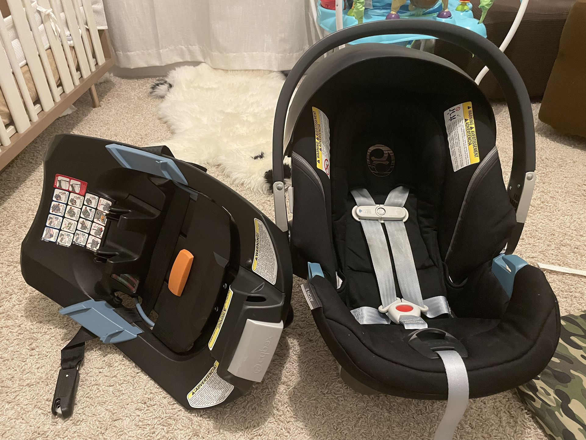 Cybex Infant Child Car Seat Aton 2 With 2 Bases! 