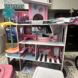 Girl’s LOL Dollhouse Accessories Included