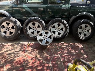 255/70/R18 Tires