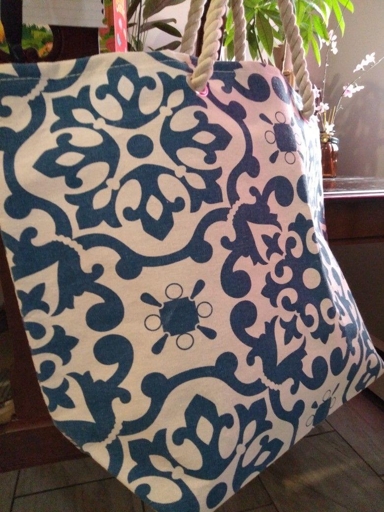 Large Blue/White Pattern Canvas Tote Bag
