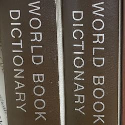 WORLD BOOK DICTIONARY Set