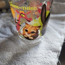 2007 McDonald's Shrek the Third Glasses Set of 2