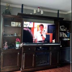 Tv Not For Sale But The Furniture Is 