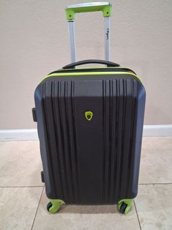 Olympia Suitcase with wheels