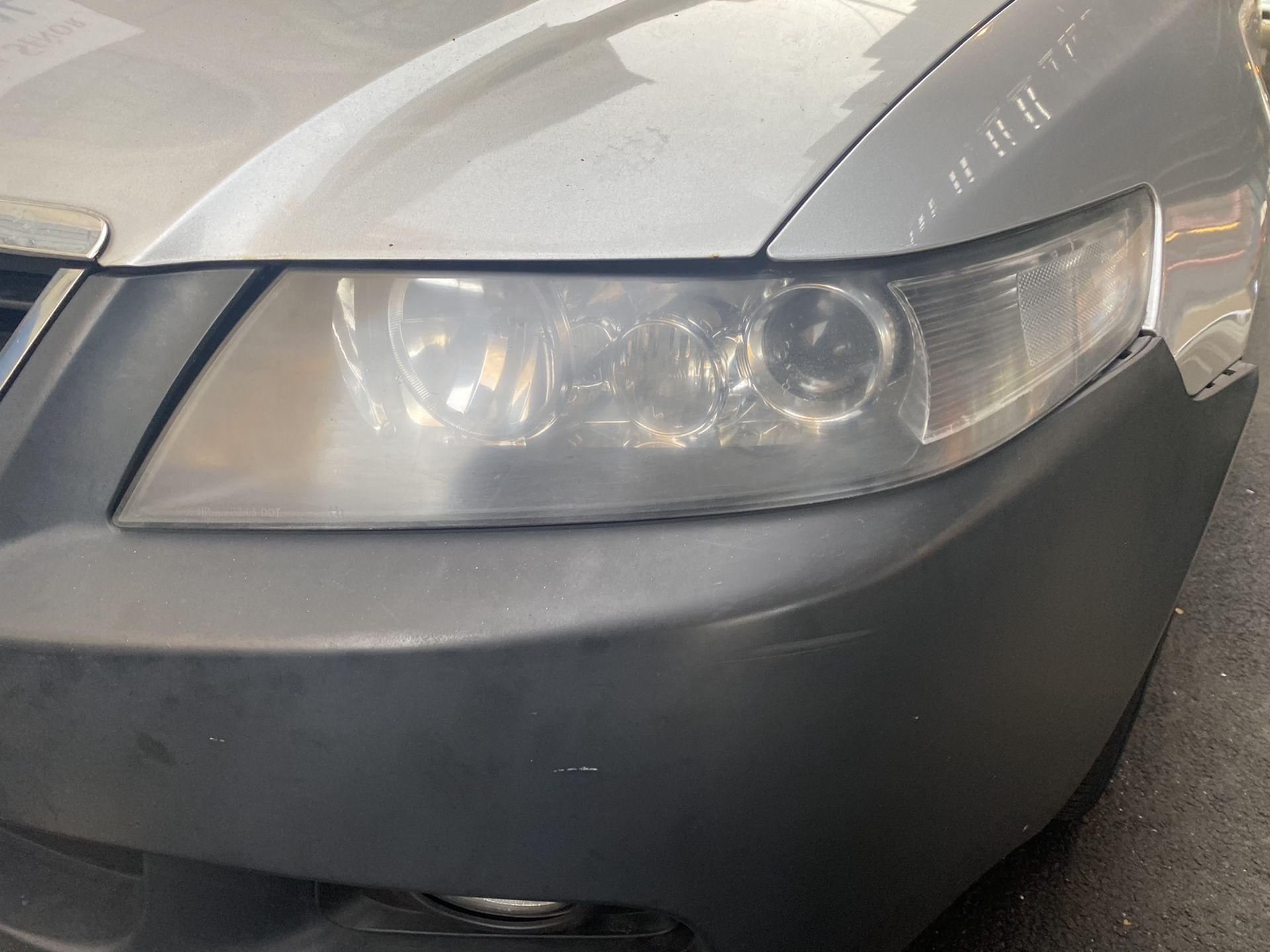 2004-2008 Acura TSX Headlights
