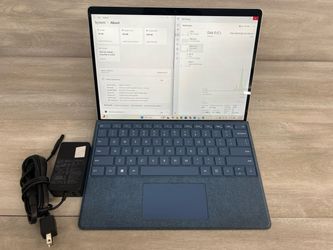Microsoft Surface Pro 9 i5 8GB 128GB SSD 13" Touchscreen Windows 11 Tablet (PO1020647)