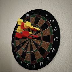 Wall Hanging Magnetic Darts Board 