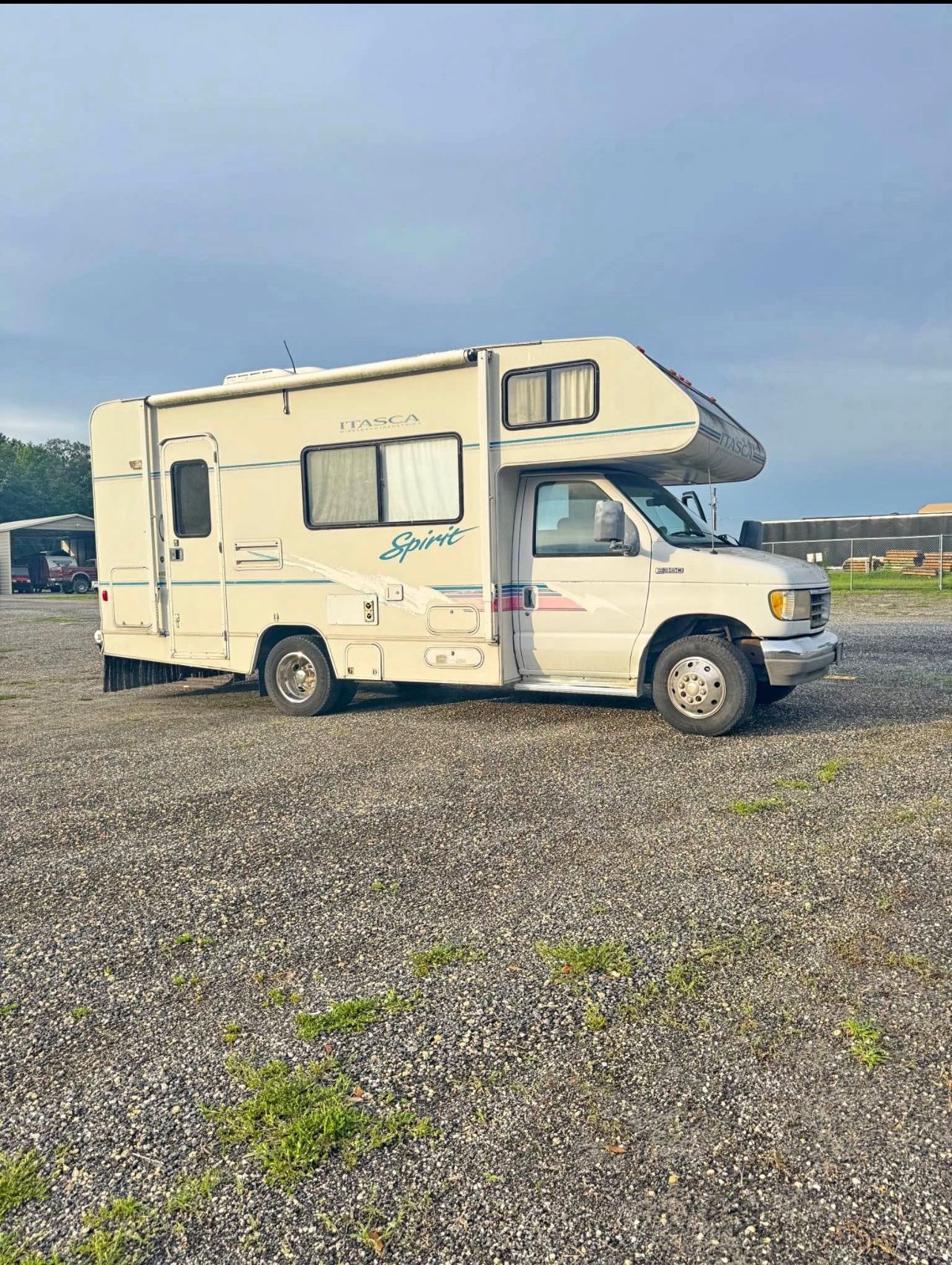 1999 Coachman Spirit