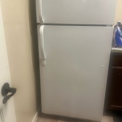 Frigidaire Refrigerator