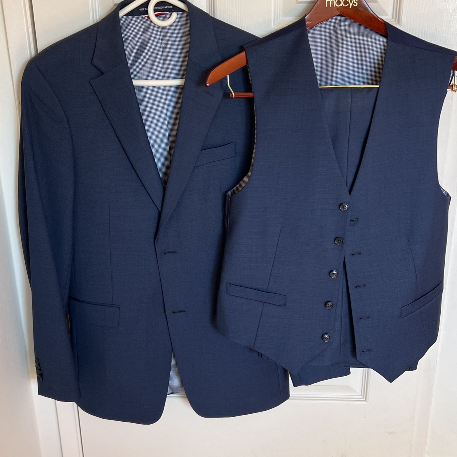 Tommy Hilfiger Men's Navy 3 Piece Suit 38L