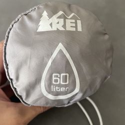 REI CO-OP BACKPACK RAIN COVER - 60 LITERS & Shovel
