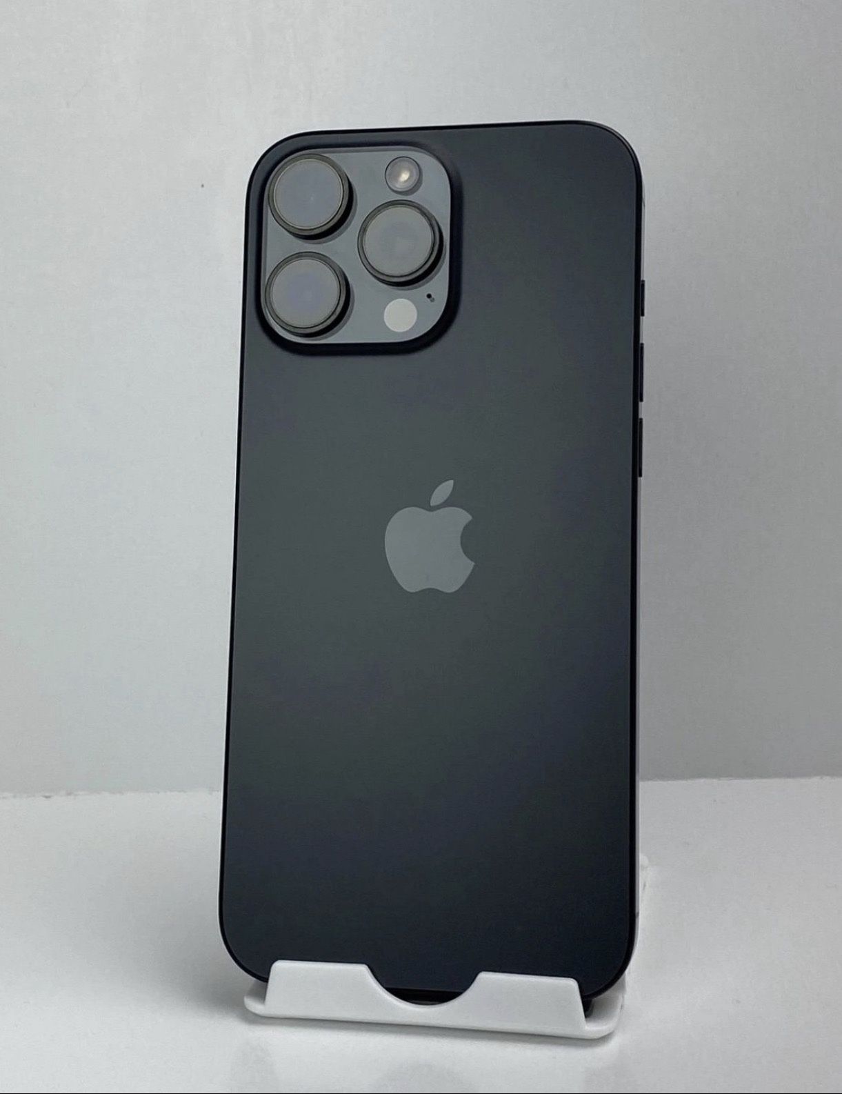 iphone 16 Pro Max 1TB Unlocked Brand New