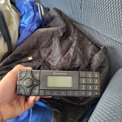 1(contact info removed) Mercedes-Benz Audio FM-AM Radio $400 OBO