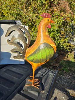 Metal Rooster with Base