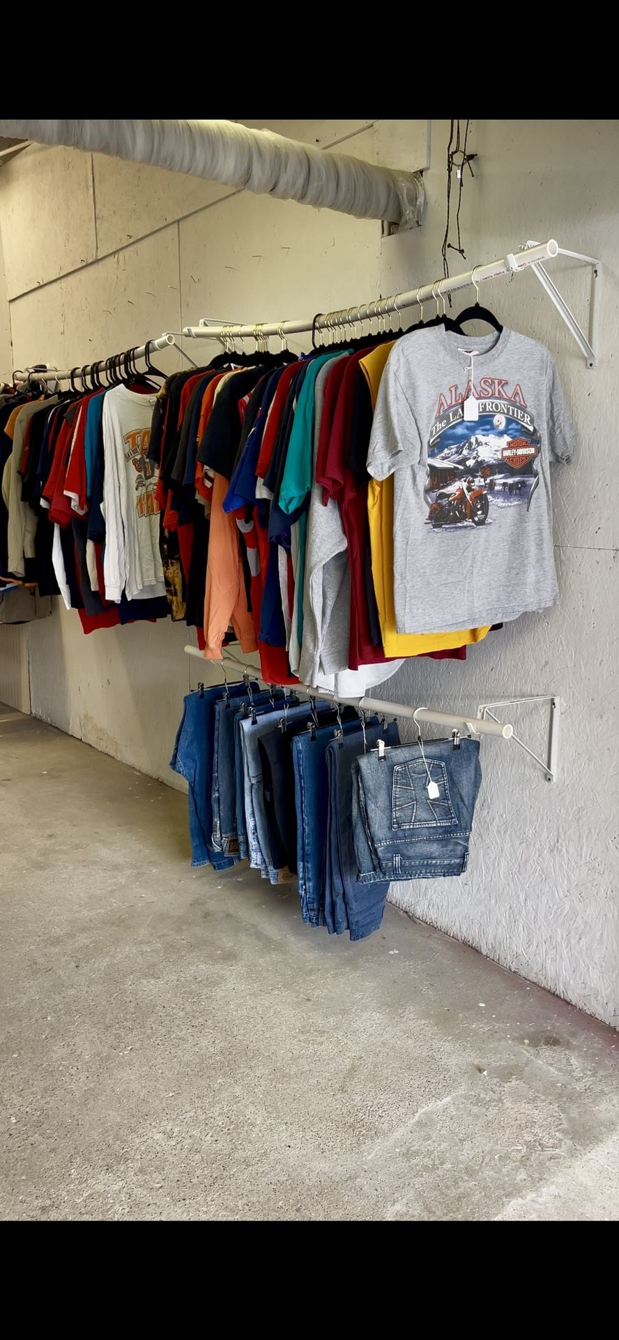 Vintage & Streetwear Clothing