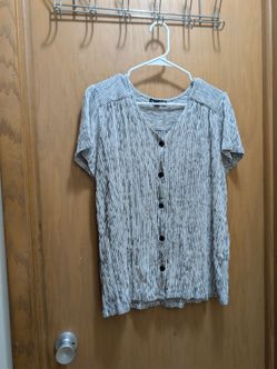 White striped short sleeve shirt