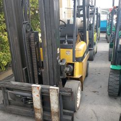 Forklift Yale 8000#