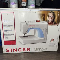Singer 3116 Simple Sewing Machine W Pedal Brand New