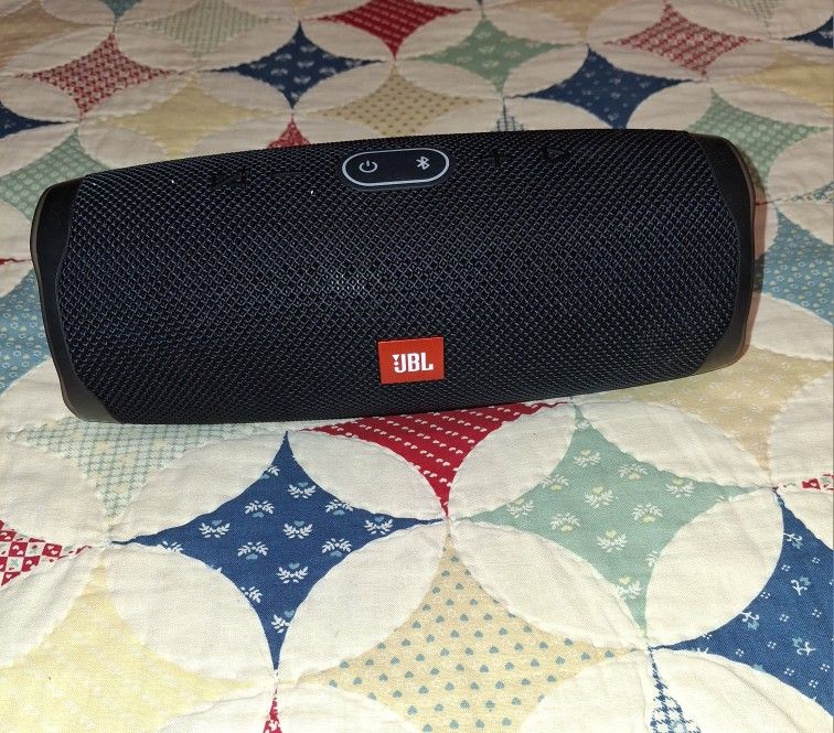 JBL Bluetooth Speaker & Bluetooth Headphones