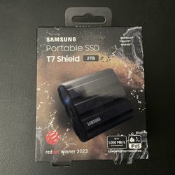 Samsung Portable SSD T7 Shield 2TB Black