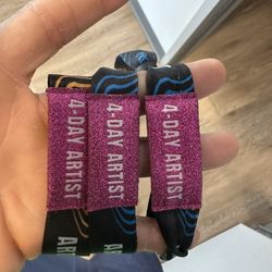 Lollapalooza Artist Passes For Sale 