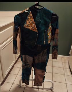 Uma Descendants costume
