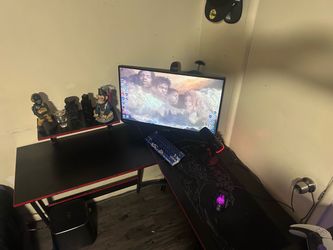 Gaming desk