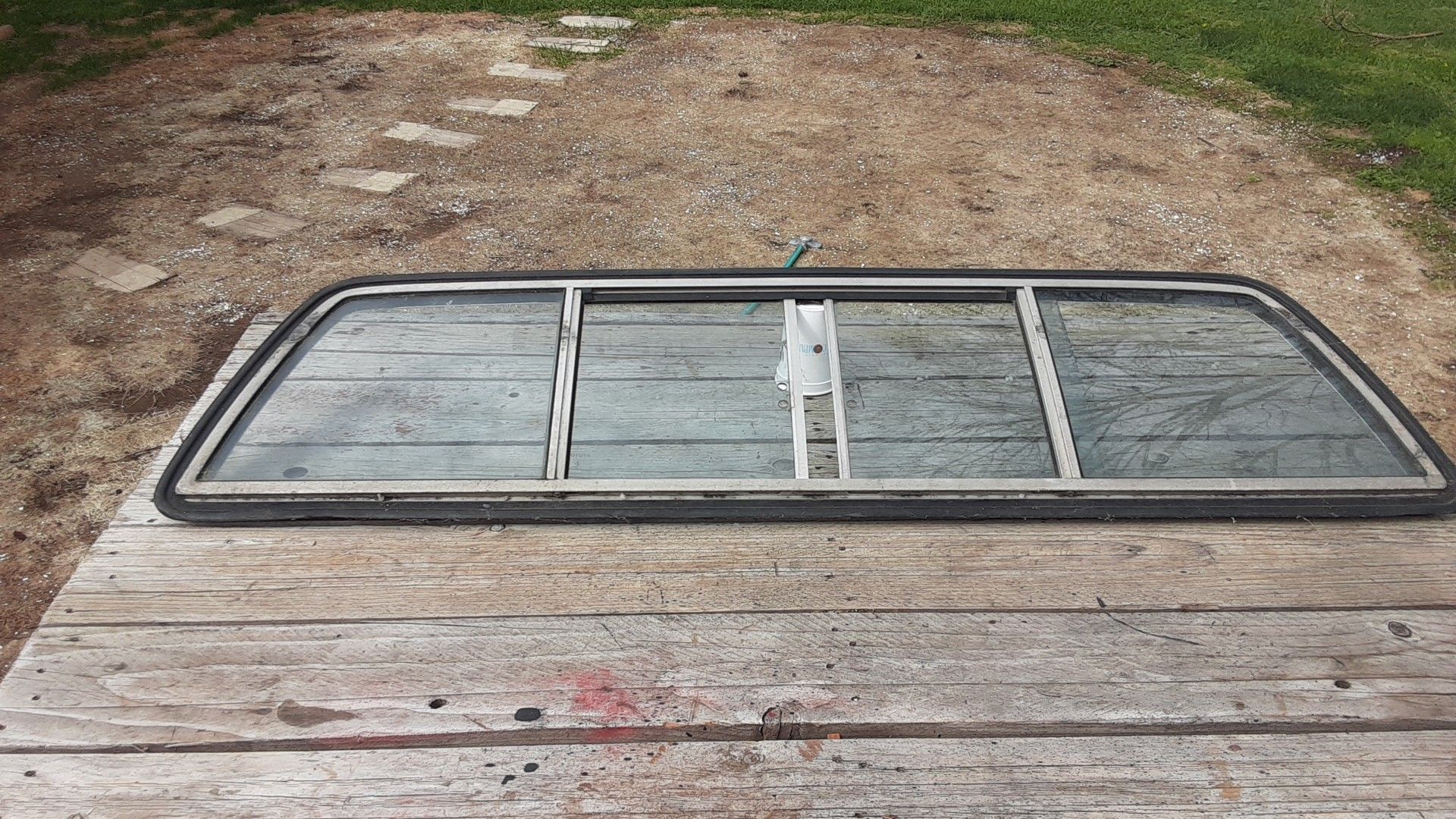 Ventana trasera para troca toyota del 85-89
