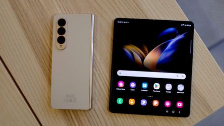 Samsung - Galaxy Z Fold 4 5G 7.6"