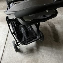 Greco Car Seat And Stroller With Car Base