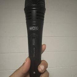 Microphone 