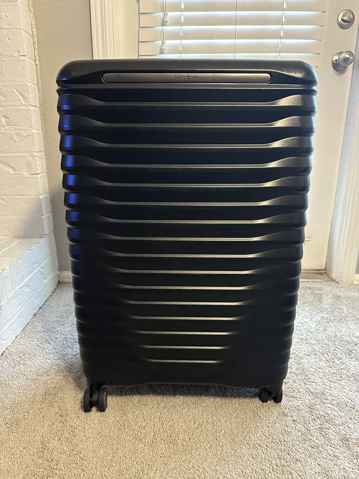 Samsonite Element XLT 2.0 - Checked Bag - 29”