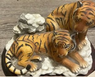 Vintage porcelain figure