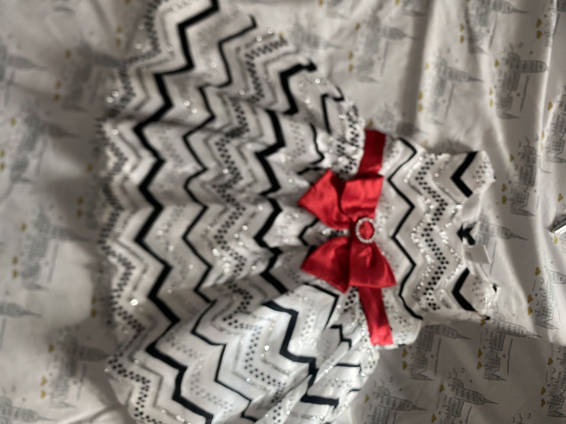 GORGEOUS DRESSERS BABY GIRL 3-6 monts