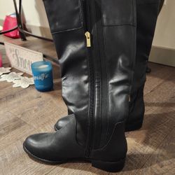 Size #8 M, Brand: Jones New York $25